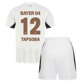 Otroški Bayer Leverkusen Edmond Tapsoba #12 Replika nogometni dresi kompleti Gostujoči 2024-25 Kratek Rokav (+ hlače)