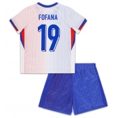 Otroški Francija Youssouf Fofana #19 Replika nogometni dresi kompleti Gostujoči EP 2024 Kratek Rokav (+ hlače)