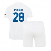 Otroški Inter Milan Benjamin Pavard #28 Replika nogometni dresi kompleti Gostujoči 2023-24 Kratek Rokav (+ hlače)