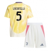 Otroški Juventus Manuel Locatelli #5 Replika nogometni dresi kompleti Gostujoči 2024-25 Kratek Rokav (+ hlače)