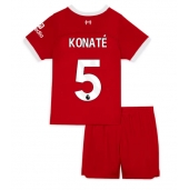 Otroški Liverpool Ibrahima Konate #5 Replika nogometni dresi kompleti Domači 2023-24 Kratek Rokav (+ hlače)