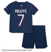 Otroški Paris Saint-Germain Kylian Mbappe #7 Replika nogometni dresi kompleti Domači 2023-24 Kratek Rokav (+ hlače)